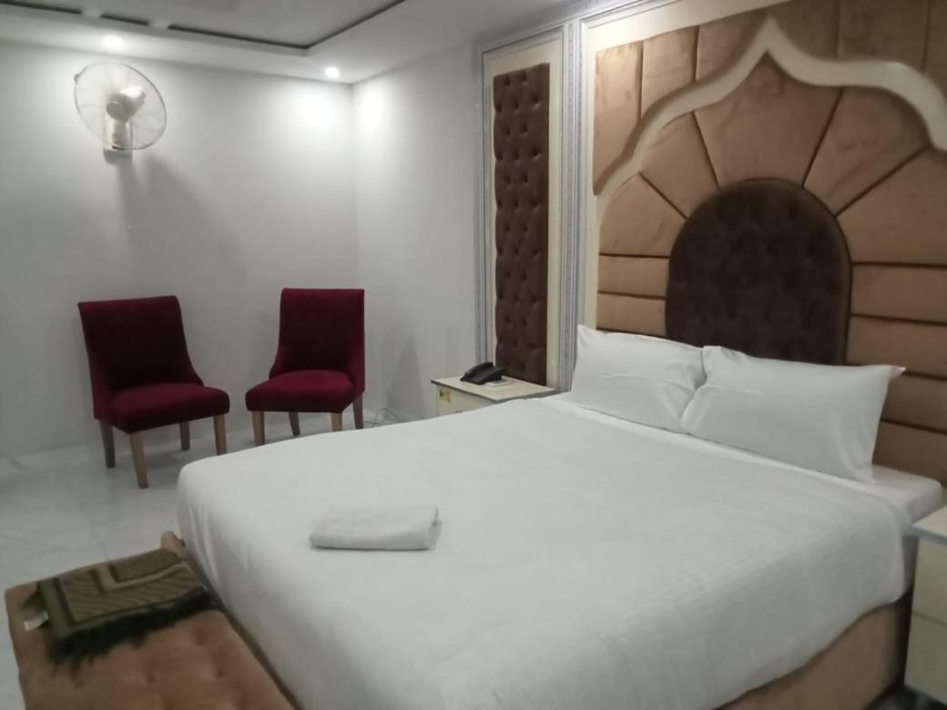 Relax Inn Lahore Exterior photo
